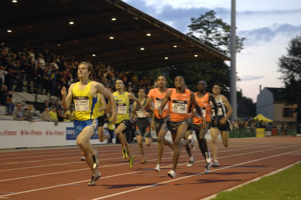 Jeff Lastennet remporte le 800 mètres